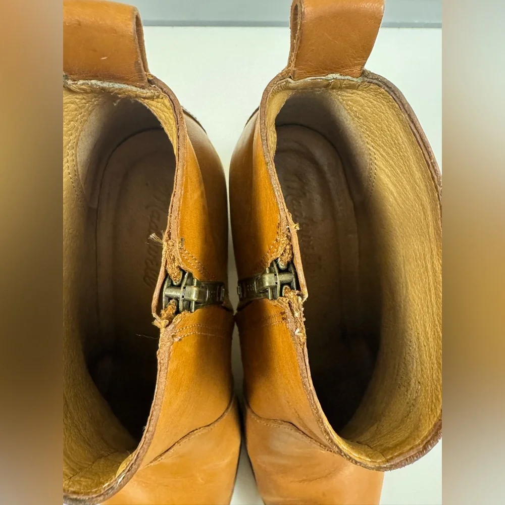 Madewell Brenner Genuine Leather Booties - Picture 5 of 7